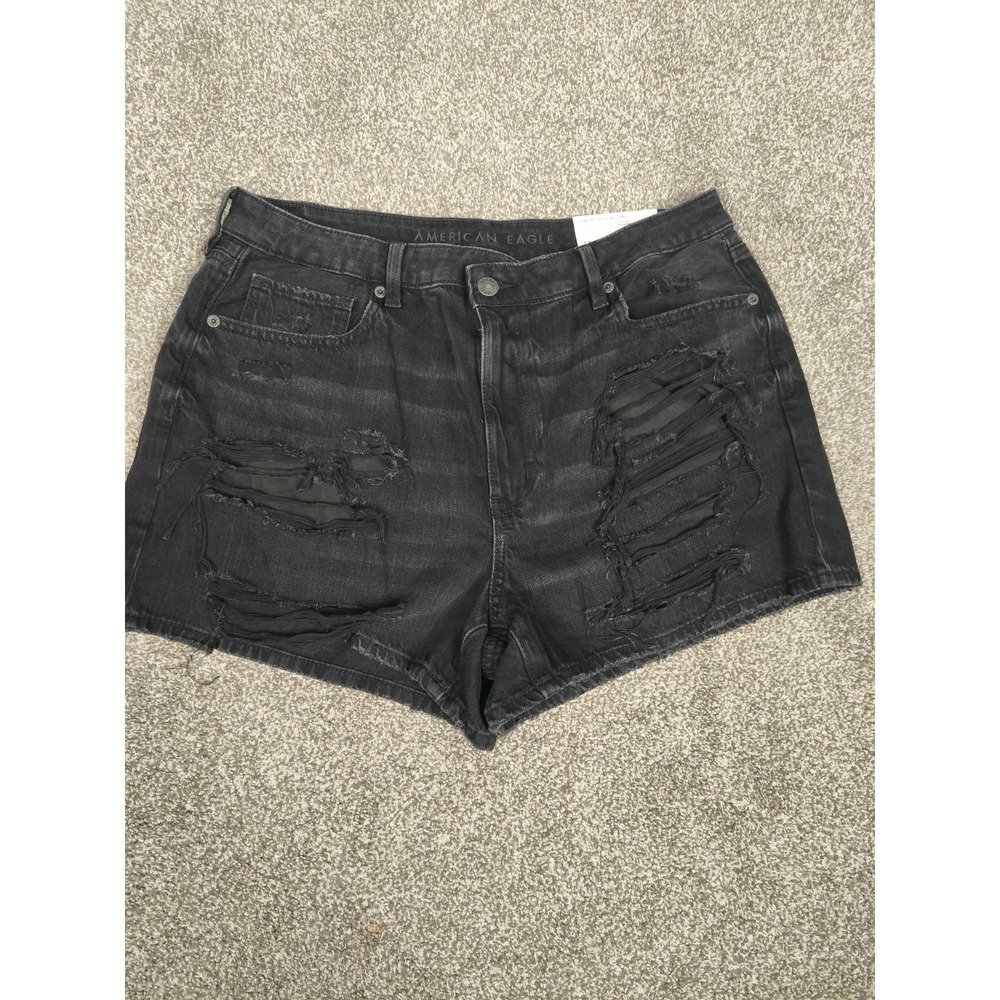 American Eagle Black Distressed High Rise Mom Shorts NWT Size 14